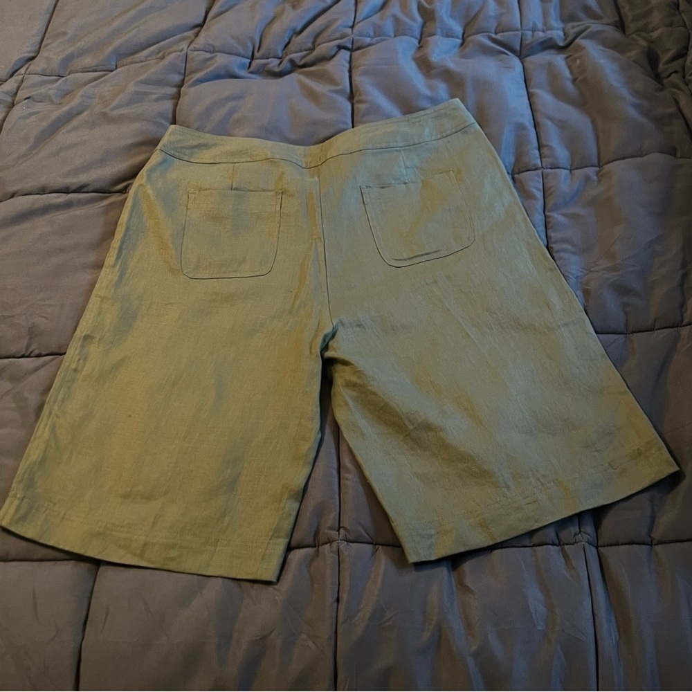 Willi Smith Olive Green Women's Bermudas - Picture 5 of 5